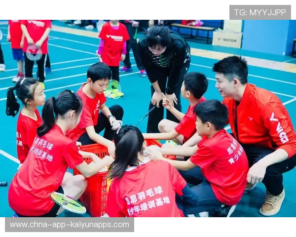 羽毛球青训节律性速度训练营——开启你的羽球巅峰之路